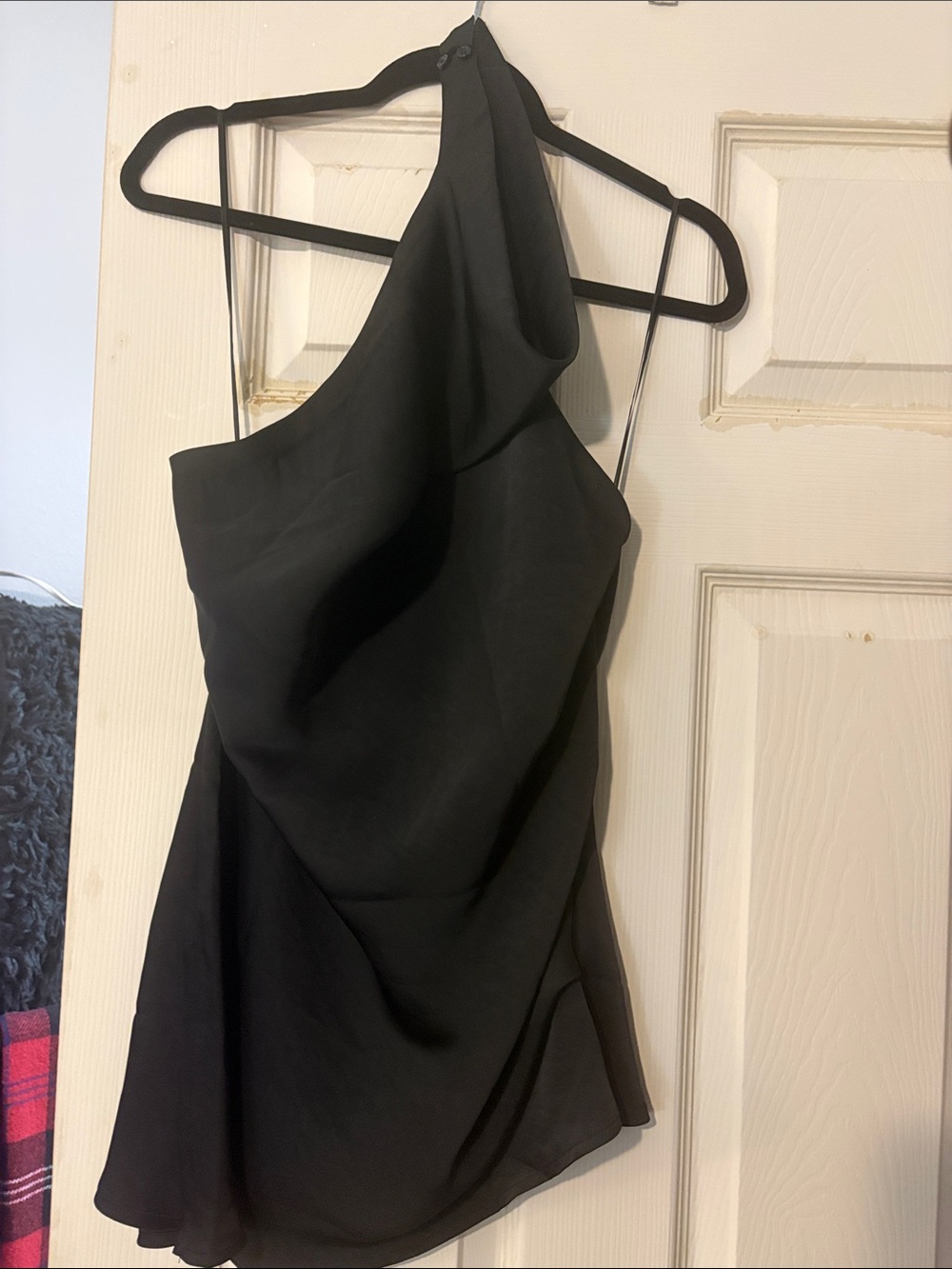 One-Shoulder Black Women's Dress — Elegant Asymmetric Silhouette
